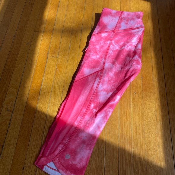 Lululemon Sun Runner Crop - Picture 5 of 5